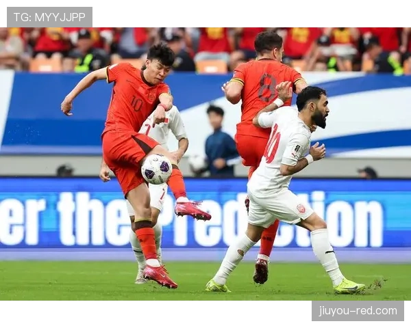 韩国男足近期竞技状态稳定，世预赛关键战役以强势表现完成战术目标